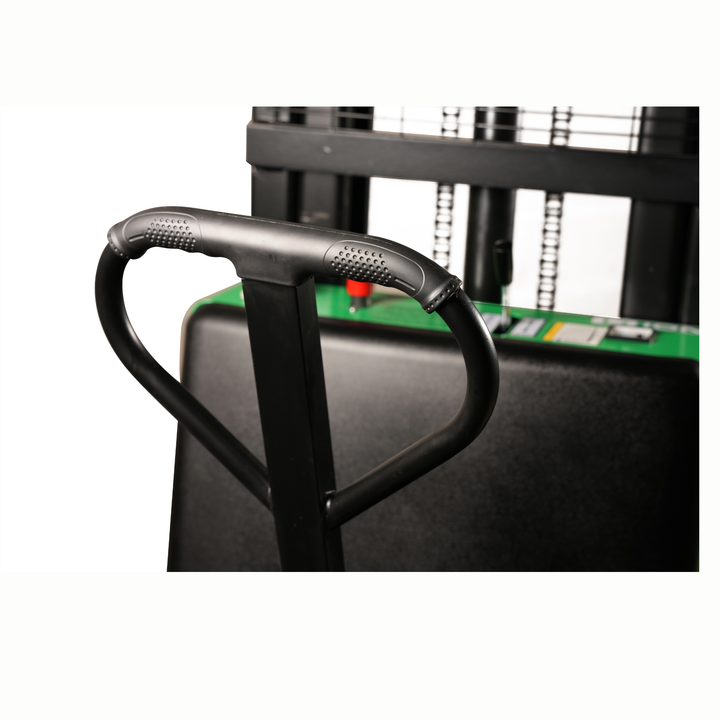 SSE15 Semi-Electric Stacker – 1500kg Capacity | 3m Lift Height Sumachay