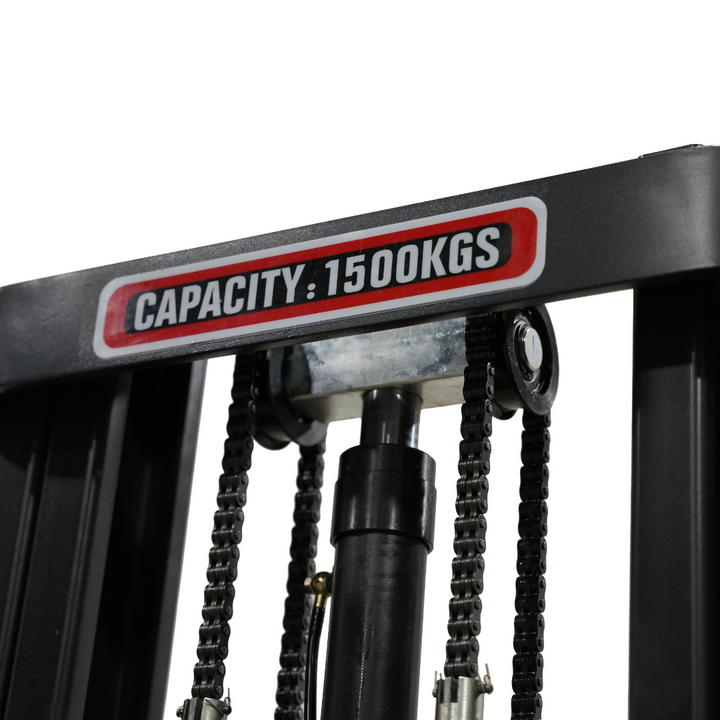 SST15 Electric Pallet Stacker - 1500kg Capacity, 3.5m Lifting Height Sumachay Lifts